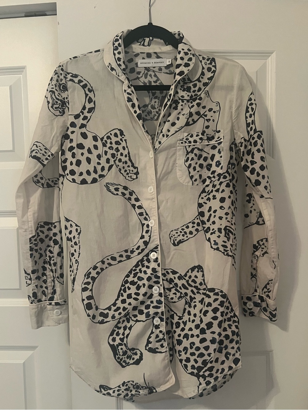 Desmond & Dempsey Long Sleeve Nightshirt Pajamas Jaguar Print XS